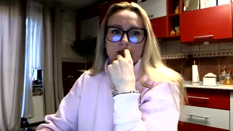 Melly online show from 13, 3, 2026