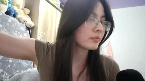 Snapshot of melodeehayden chatting on 5, 5, 2026 Nika online show from 5, 5, 2026