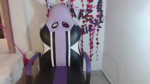 melody_mercy online show from 18, 2, 2025