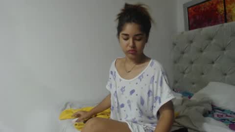 melody phillips online show from 30, 12, 2024