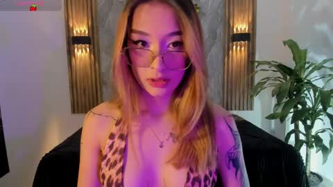 Snapshot of melodylanee chatting on 2, 4, 2026 melodylanee online show from 2, 4, 2026