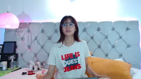 Snapshot of melodymansson chatting on 6, 1, 2025 Luisa Castro online show from 6, 1, 2025