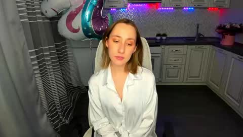 Snapshot of melodyoflovee chatting on 24, 1, 2025 Kaylie online show from 24, 1, 2025