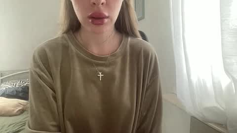 Melodie Sweet online show from 16, 11, 2025