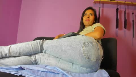 Maelly online show from 31, 3, 2026