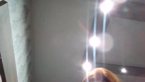 MelyShine online show from 13, 1, 2026