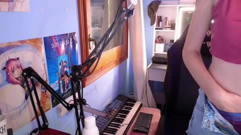 Megumi  Aina online show from 9, 4, 2026