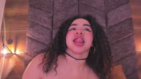  Memphis Williams  online show from 8, 2, 2025