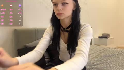 meow3cha online show from 13, 4, 2026