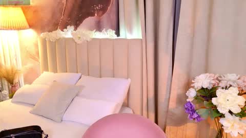 Snapshot of meow_amanda chatting on 11, 9, 2025 your kitty Amanda online show from 11, 9, 2025