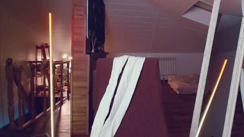 meowroslava online show from 15, 4, 2026