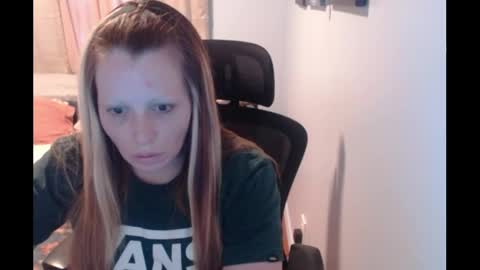 Snapshot of meowzers777 chatting on 7, 6, 2026 meowzers777 online show from 7, 6, 2026