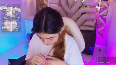 Snapshot of meraki_fraise chatting on 5, 11, 2025 online show from 5, 11, 2025