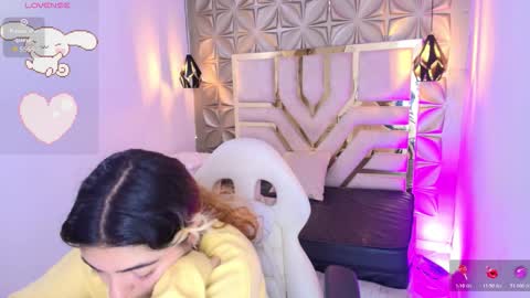 Snapshot of meraki_fraise chatting on 16, 11, 2025 online show from 16, 11, 2025