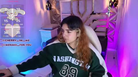 Snapshot of meraki_fraise chatting on 20, 11, 2025 online show from 20, 11, 2025