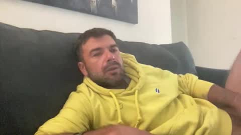 Mercedes190d online show from 5, 2, 2026