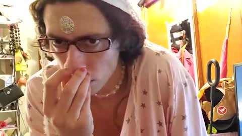 Snapshot of merelyalover chatting on 6, 1, 2025 gurlnips online show from 6, 1, 2025