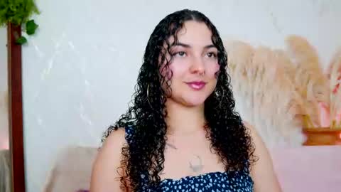 Snapshot of merida_bell18 chatting on 20, 7, 2026 Merida Bell online show from 20, 7, 2026