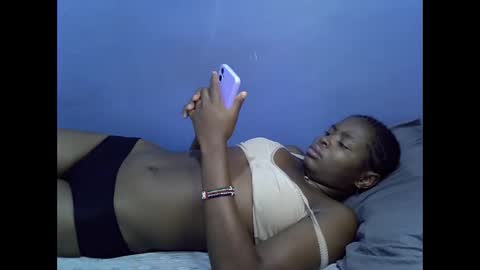 merlin_queen online show from 13, 10, 2025