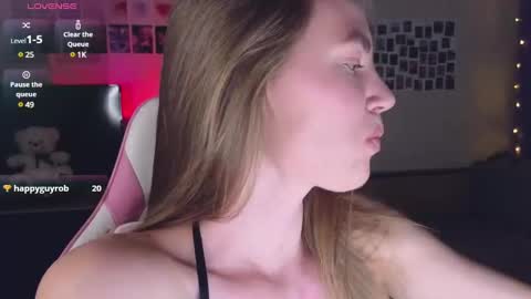 Snapshot of merry_dancers_ chatting on 17, 1, 2025 Susan online show from 17, 1, 2025