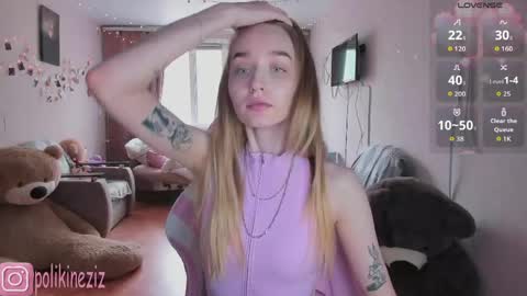 Snapshot of merryl_clark chatting on 25, 4, 2026 Sara online show from 25, 4, 2026