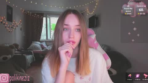 Snapshot of merryl_clark chatting on 23, 5, 2026 Sara online show from 23, 5, 2026