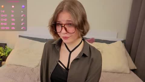 Marie online show from 4, 3, 2026