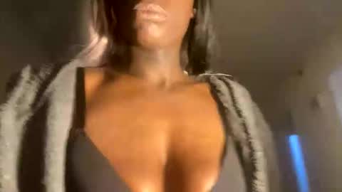 Alexismerton online show from 31, 5, 2026