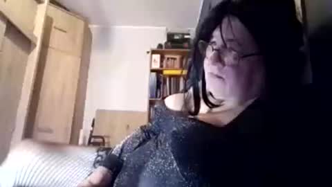 Snapshot of mery3881 chatting on 12, 9, 2025 mery3881 online show from 12, 9, 2025