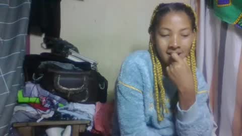 Snapshot of mevasoa chatting on 4, 7, 2026 mevasoa online show from 4, 7, 2026