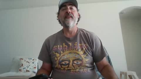 Snapshot of mfbardo1 chatting on 17, 6, 2026 DaddyBear4U online show from 17, 6, 2026