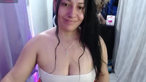 Snapshot of mhialorens chatting on 13, 5, 2026 LorenWelcome my rooomLovense is active my orgasms in your handsGive me more pleasure a PVT is open PVT online show from 13, 5, 2026