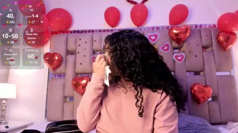 Snapshot of mhiarouse chatting on 12, 2, 2025 Mia online show from 12, 2, 2025