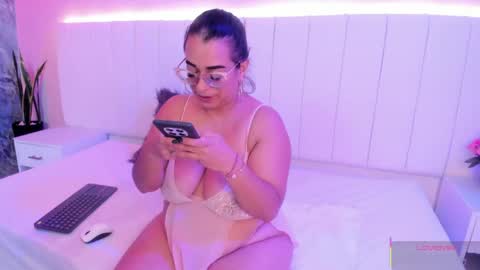 Snapshot of mhonikbelucci chatting on 7, 5, 2026 MHONIK BELUCI online show from 7, 5, 2026