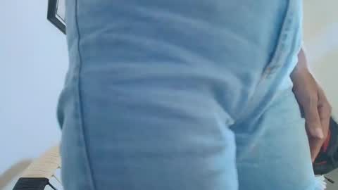 Mulata Spencer online show from 3, 3, 2026