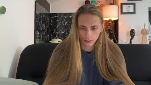 Snapshot of mi_chyort chatting on 20, 4, 2026 Misha online show from 20, 4, 2026