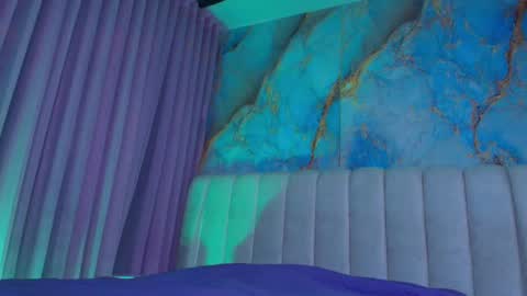 Snapshot of mia_0_ chatting on 25, 2, 2026 Emi online show from 25, 2, 2026