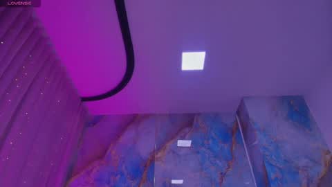 Snapshot of mia_0_ chatting on 2, 3, 2026 Emi online show from 2, 3, 2026