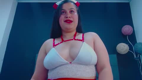 C A L L  M E  M I A  online show from 31, 10, 2025