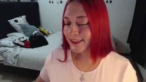 Snapshot of mia_adams_red chatting on 27, 5, 2026 mia online show from 27, 5, 2026