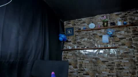 Mia and vincentt model indepent online show from 24, 9, 2025