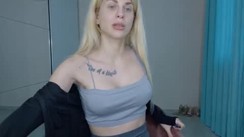 mia_angel online show from 23, 5, 2026