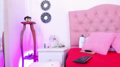 Snapshot of mia_collin_ chatting on 9, 1, 2026 Mia online show from 9, 1, 2026