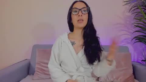 Sarah Luna online show from 1, 7, 2026