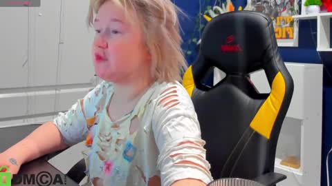 Snapshot of mia_ferd chatting on 10, 5, 2026 Mia online show from 10, 5, 2026