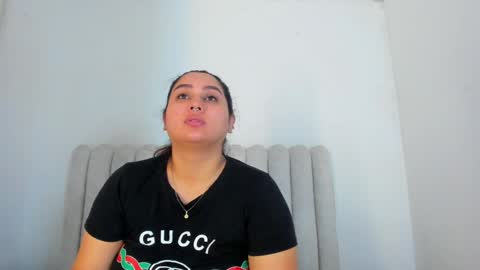 Snapshot of mia_foox12 chatting on 22, 4, 2026 FERNANDA online show from 22, 4, 2026