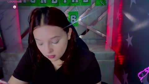 Snapshot of mia_foster_t chatting on 12, 7, 2026 Mia online show from 12, 7, 2026