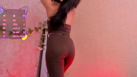 Mia online show from 28, 9, 2025