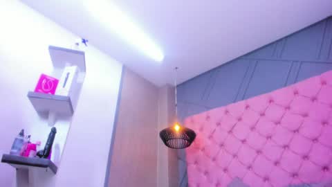 Mia online show from 28, 3, 2026