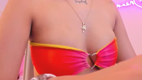    online show from 30, 10, 2025